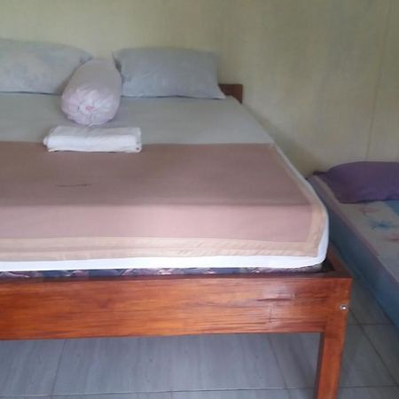 פראיה Pedek Homestay מראה חיצוני תמונה