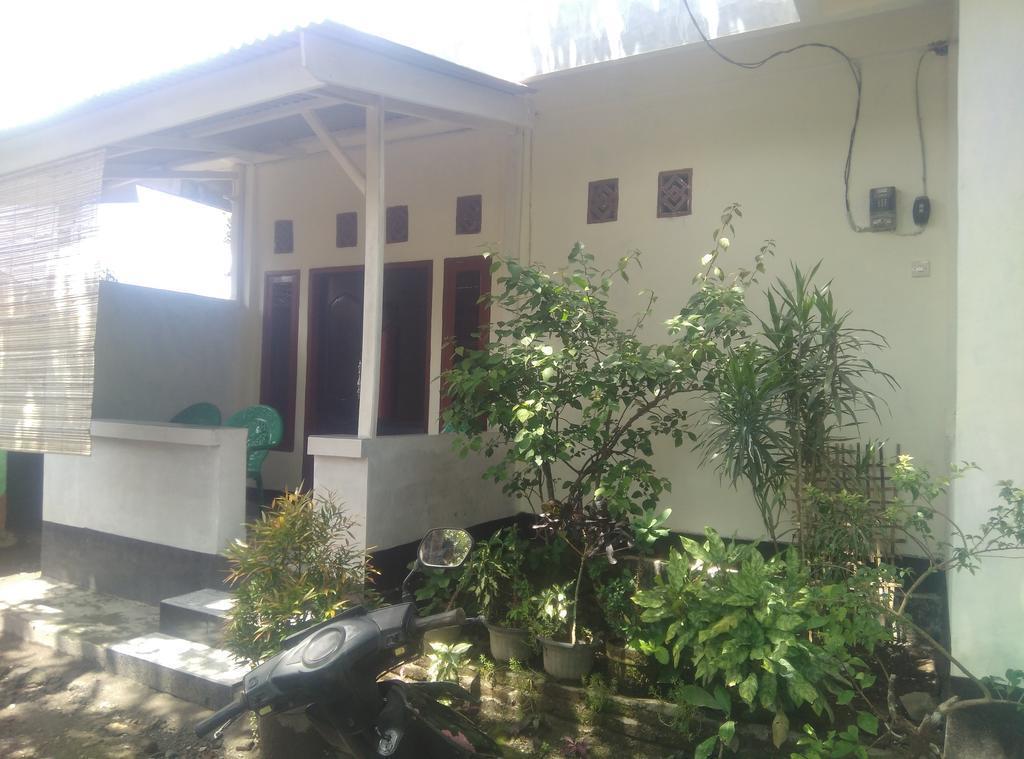 פראיה Pedek Homestay מראה חיצוני תמונה